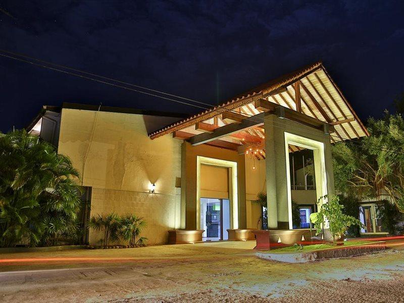 Miridiya Lake Resort Anuradhapura Eksteriør billede